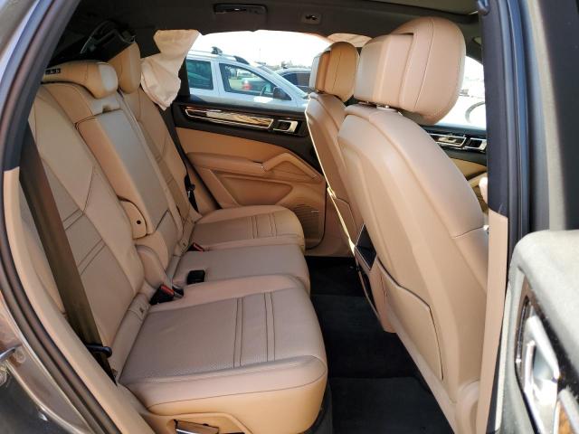Photo 6 from auction – 2019 PORSCHE CAYENNE with VIN WP1AA2AY4KDA12132