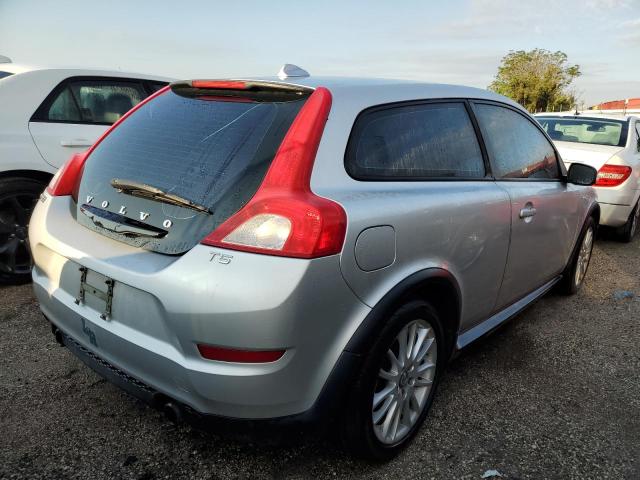 Photo 4 from auction – 2012 VOLVO C30 T5 with VIN YV1672MK1C2269382