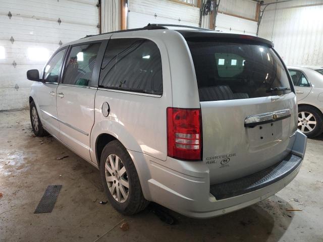 Photo 3 from auction – 2010 CHRYSLER TOWN & COU with VIN 2A4RR5DX8AR239704