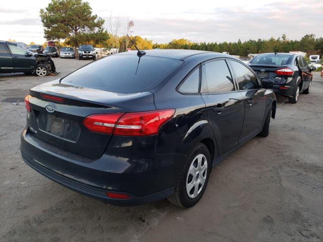 Photo 4 from auction – 2017 FORD FOCUS S with VIN 1FADP3E28HL213089