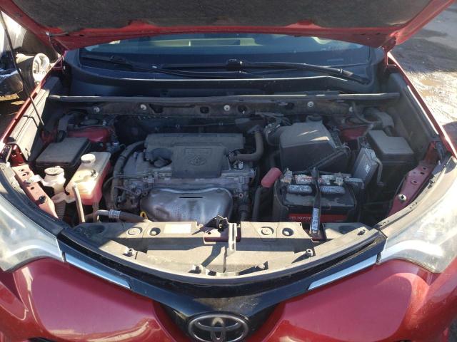 Photo 7 from auction – 2017 TOYOTA RAV4 XLE with VIN JTMWFREV0HJ146261