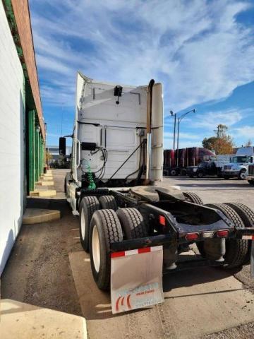 Photo 3 from auction – 2015 VOLVO VN VNL with VIN 4V4NC9EG2FN178337