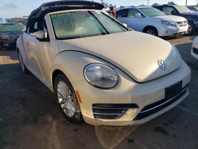 VOLKSWAGEN BEETLE S 2019 with VIN 3VW5DAAT8KM504043 - Photo from auction