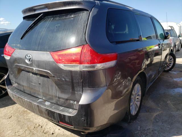Photo 4 from auction – 2013 TOYOTA SIENNA XLE with VIN 5TDYK3DC2DS291090