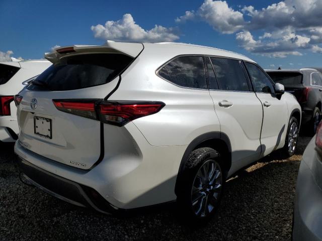 Photo 4 from auction – 2021 TOYOTA HIGHLANDER with VIN 5TDYZRAHXMS067046