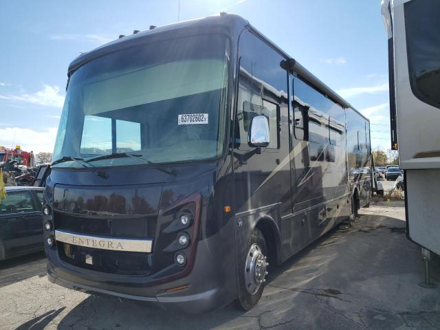 Photo 2 from auction – 2019 FORD F53 with VIN 1F66F5DY9K0A01014