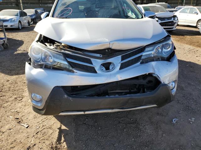 Photo 9 from auction – 2015 TOYOTA RAV4 XLE with VIN 2T3RFREV5FW381525