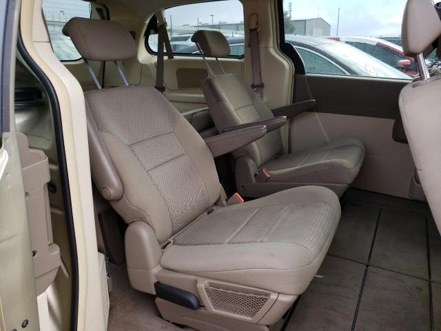 Photo 6 from auction – 2010 CHRYSLER TOWN & COU with VIN 2A4RR2D19AR404234