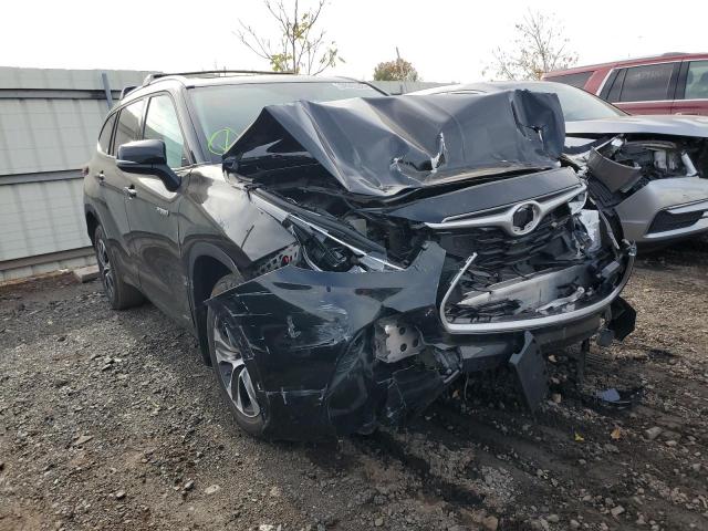 TOYOTA HIGHLANDER 2021 с VIN 5TDHBRCH7MS526602 - Фото с аукциона