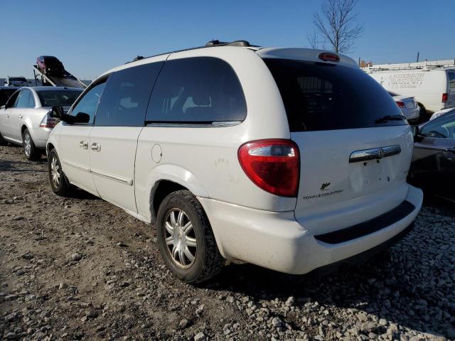 Photo 3 from auction – 2005 CHRYSLER TOWN & COU with VIN 2C4GP54L95R177624