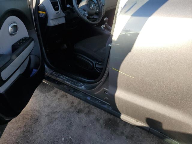 Photo 9 from auction – 2014 KIA SOUL with VIN KNDJN2A29E7051495