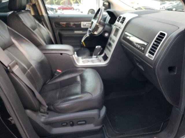 Photo 5 from auction – 2009 LINCOLN MKX with VIN 2LMDU88C69BJ13112