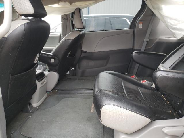 Photo 6 from auction – 2017 TOYOTA SIENNA LE with VIN 5TDKZ3DC9HS842834