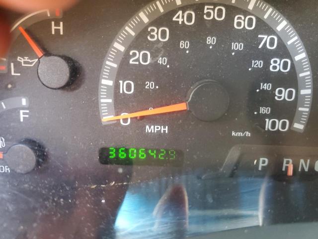 Photo 8 from auction – 2002 FORD F150 with VIN 1FTRX07L02KC95546