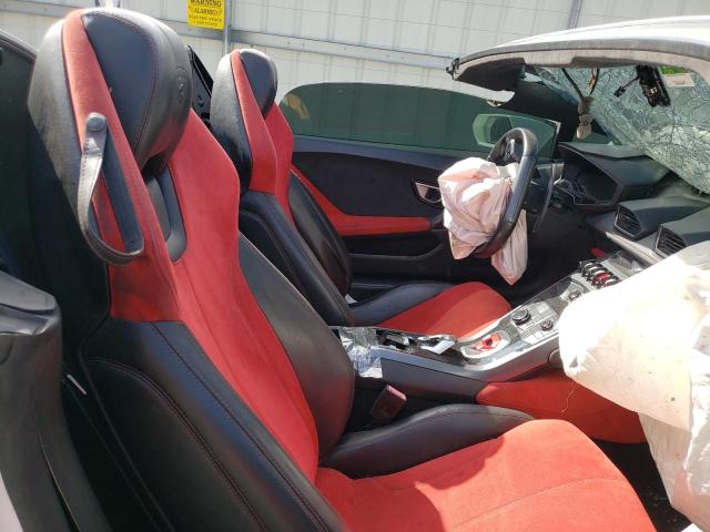 Photo 5 from auction – 2019 LAMBORGHINI HURACAN with VIN ZHWUR2ZF1KLA11532