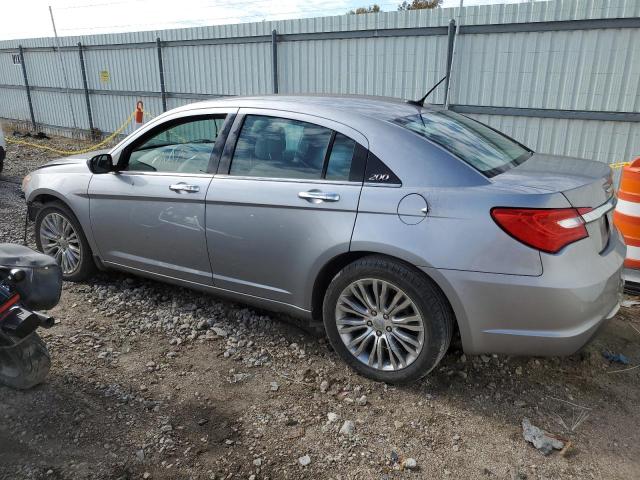 Photo 2 from auction – 2013 CHRYSLER 200 LIMITE with VIN 1C3CCBCG2DN580017