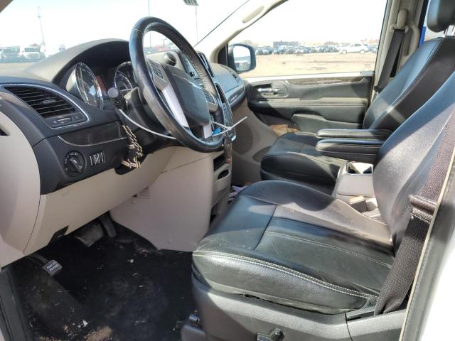 Photo 5 from auction – 2016 CHRYSLER TOWN & COU with VIN 2C4RC1BG2GR300945