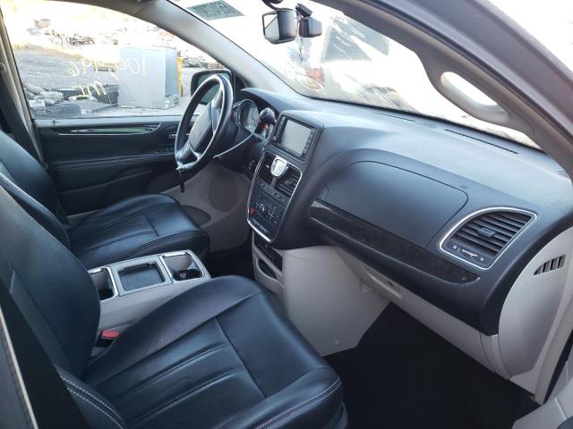 Photo 5 from auction – 2013 CHRYSLER TOWN & COU with VIN 2C4RC1CG0DR654926