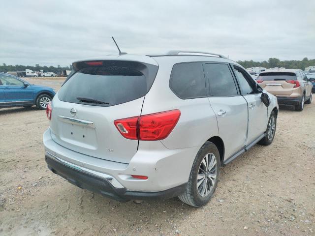 Photo 4 from auction – 2017 NISSAN PATHFINDER with VIN 5N1DR2MNXHC607764