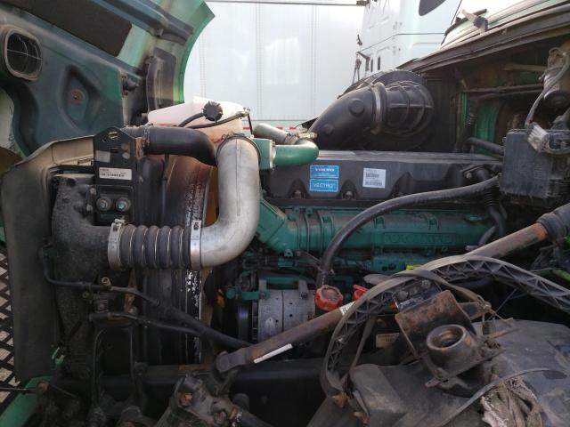 Photo 7 from auction – 2012 VOLVO VN VNL with VIN 4V4NC9EJ4CN542765