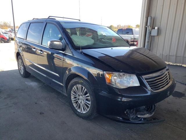 CHRYSLER TOWN & COU 2015 with VIN 2C4RC1CG2FR526142 - Photo from auction