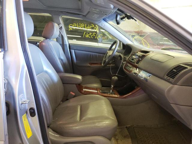 Photo 5 from auction – 2003 TOYOTA CAMRY LE with VIN 4T1BE30KX3U744114