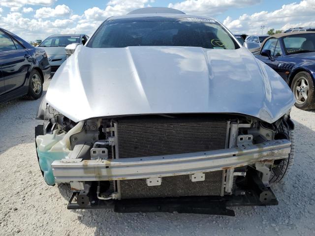 Photo 9 from auction – 2016 FORD FUSION SE with VIN 3FA6P0H79GR102629