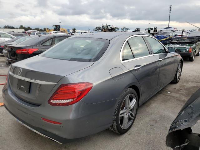 Photo 4 from auction – 2017 MERCEDES-BENZ E 300 with VIN WDDZF4JB1HA191081