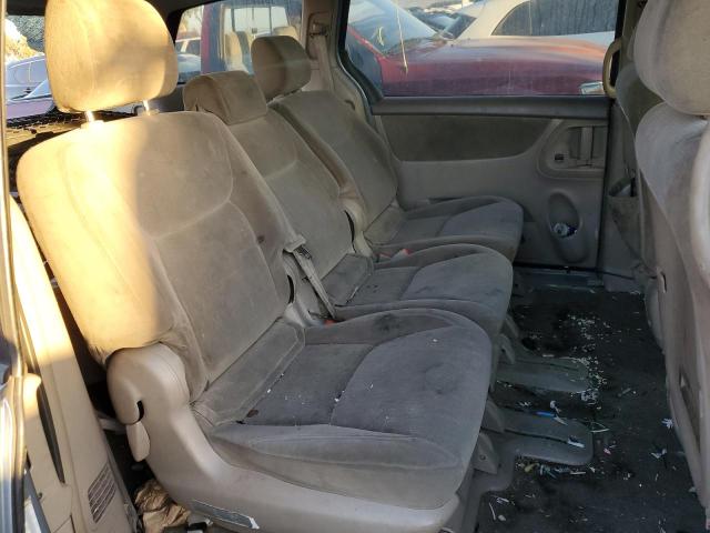 Photo 6 from auction – 2004 TOYOTA SIENNA CE with VIN 5TDZA23C44S149777