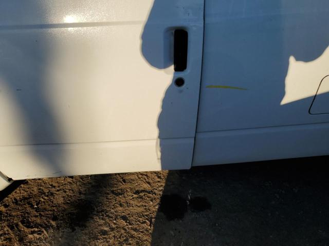 Photo 9 from auction – 2003 CHEVROLET ASTRO with VIN 1GNDM19X93B132041