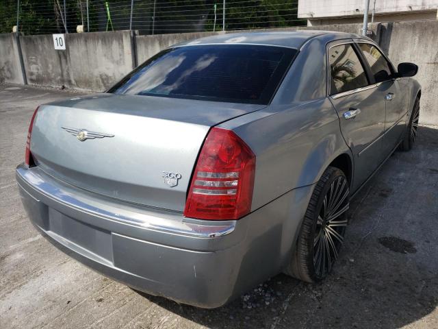 Photo 4 from auction – 2006 CHRYSLER 300C with VIN 2C3KA63H76H307829