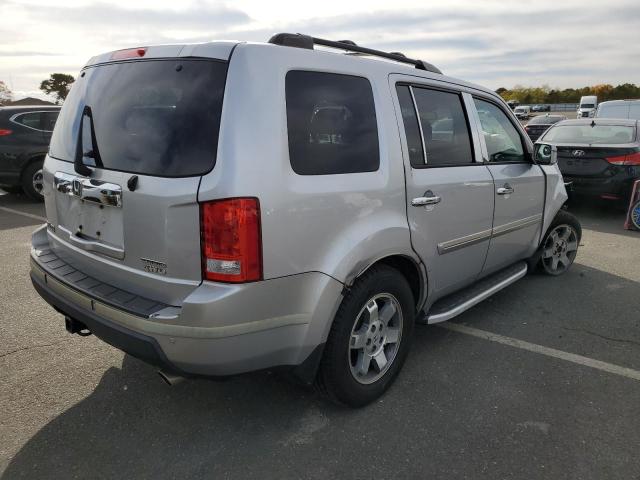 Photo 4 from auction – 2011 HONDA PILOT TOUR with VIN 5FNYF4H97BB081854