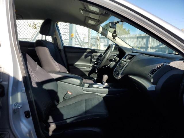 Photo 5 from auction – 2017 NISSAN ALTIMA 2.5 with VIN 1N4AL3AP5HC190449