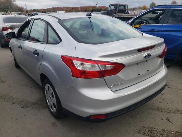 Foto 3 de la subasta – 2013 FORD FOCUS S con VIN 1FADP3E21DL252844