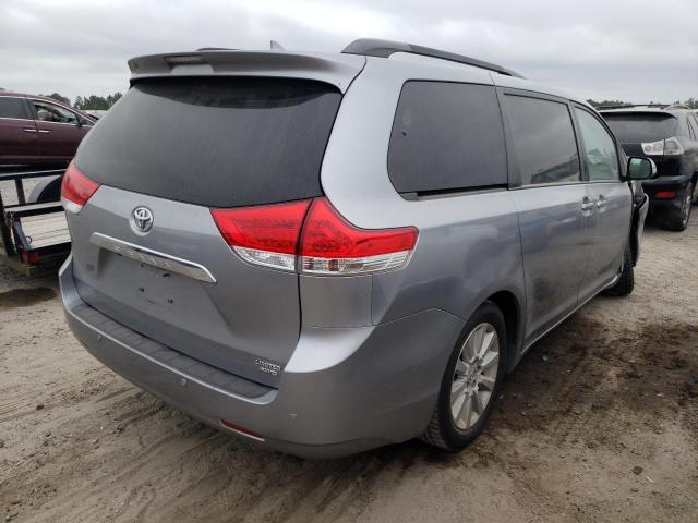 Photo 4 from auction – 2013 TOYOTA SIENNA XLE with VIN 5TDDK3DC8DS056188