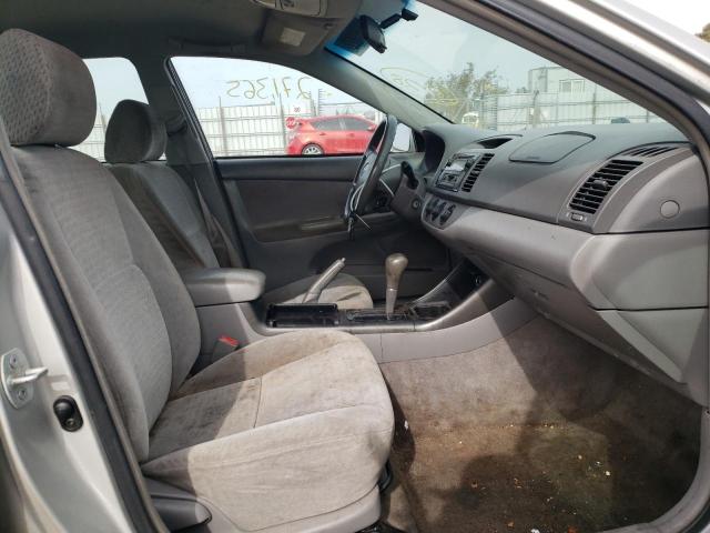 Photo 5 from auction – 2002 TOYOTA CAMRY with VIN 4T1BE32K42U048487