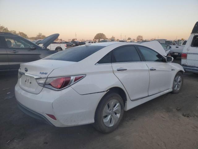 Photo 4 from auction – 2013 HYUNDAI SONATA HYB with VIN KMHEC4A49DA096163