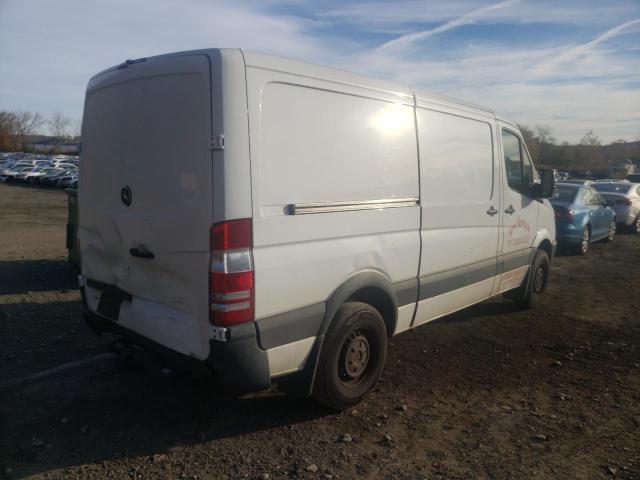 Photo 4 from auction – 2016 MERCEDES-BENZ SPRINTER 2 with VIN WD3PE7DD6GP261327