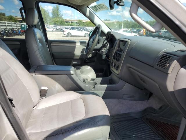 Photo 5 from auction – 2004 FORD EXPLORER X with VIN 1FMZU63K24UB48284