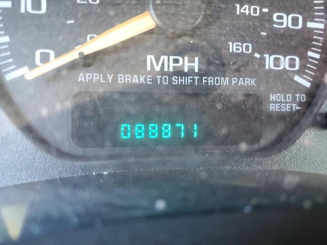 Photo 8 from auction – 2002 CHEVROLET AVALANCHE with VIN 3GNEK13T92G126147