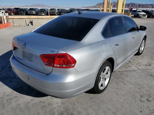 Photo 4 from auction – 2012 VOLKSWAGEN PASSAT SE with VIN 1VWBP7A32CC051585
