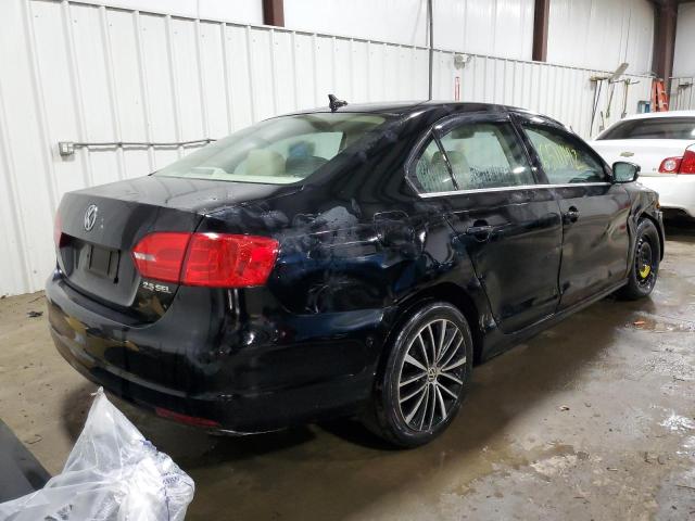 Photo 4 from auction – 2012 VOLKSWAGEN JETTA SEL with VIN 3VWLP7AJ7CM410138