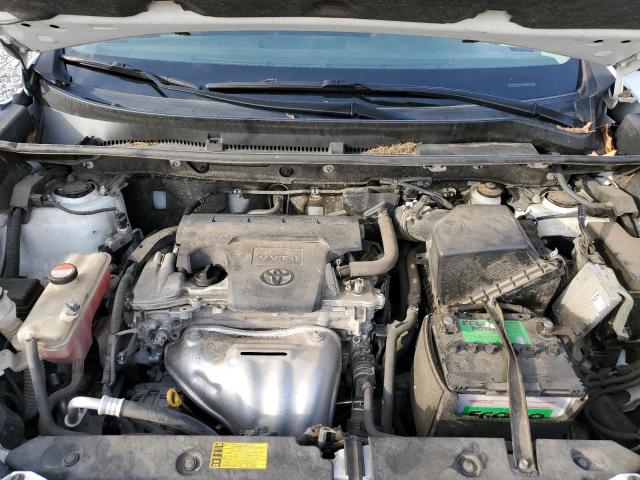 Photo 7 from auction – 2015 TOYOTA RAV4 LE with VIN JTMBFREV6FJ027741