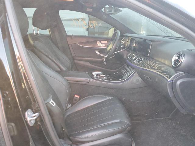 Photo 5 from auction – 2017 MERCEDES-BENZ E 300 with VIN WDDZF4JB5HA130400