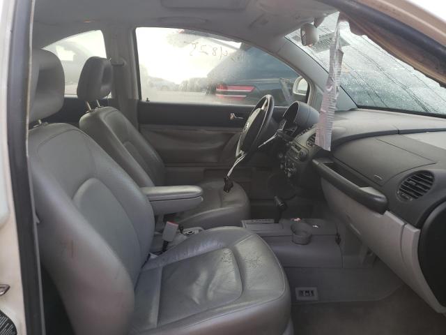 Photo 5 from auction – 2000 VOLKSWAGEN NEW BEETLE with VIN 3VWDD21C7YM423853