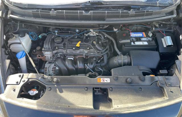 Photo 7 from auction – 2014 KIA RONDO with VIN KNAHU8A38E7006509