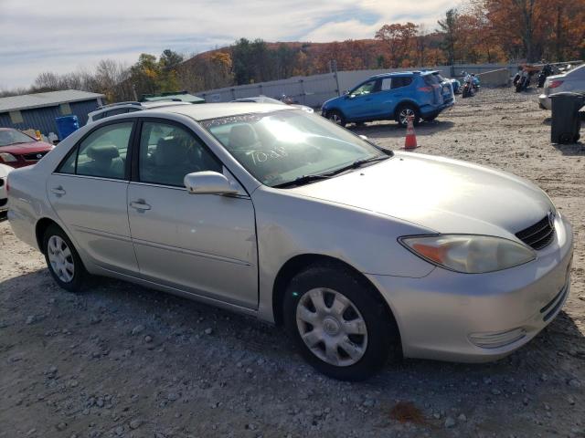 TOYOTA CAMRY LE 2002 with VIN 4T1BE32K22U549717 - Photo from auction