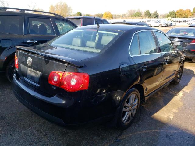 Photo 4 from auction – 2007 VOLKSWAGEN JETTA WOLF with VIN 3VWEF71K47M149917