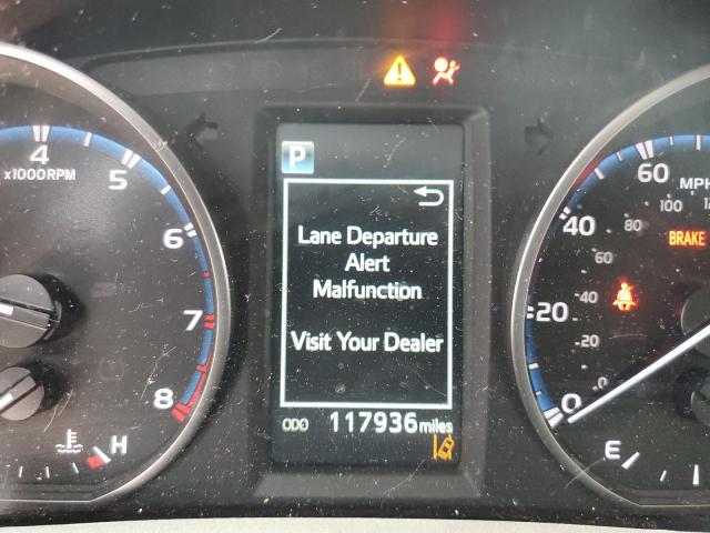 Photo 8 from auction – 2017 TOYOTA RAV4 XLE with VIN 2T3WFREV7HW316181