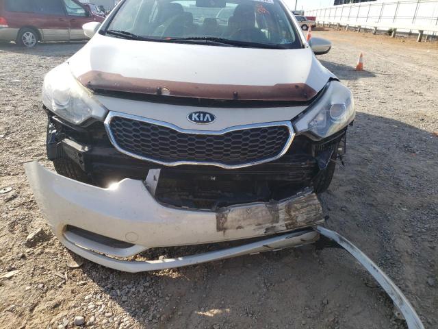 Photo 9 from auction – 2015 KIA FORTE LX with VIN KNAFK4A62F5372074